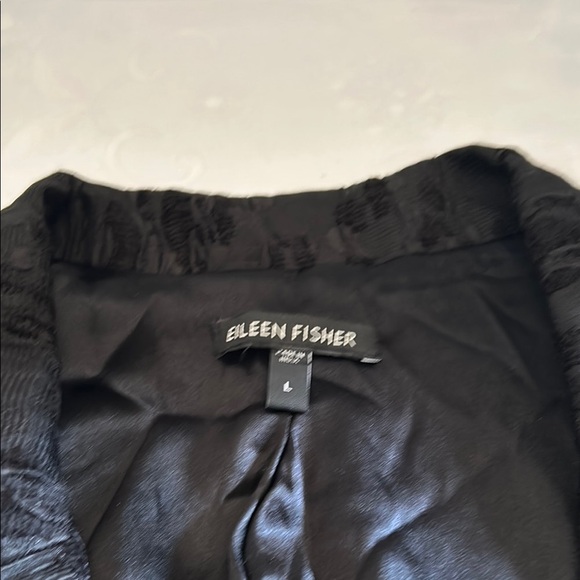 Black Textured Blazer with Classic Lapel - Picture 6 of 8